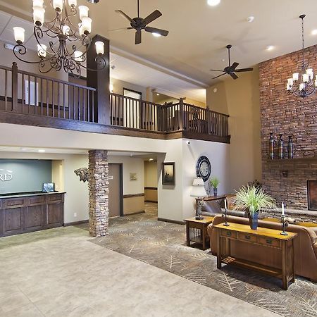 The Watford Watford City Exterior foto