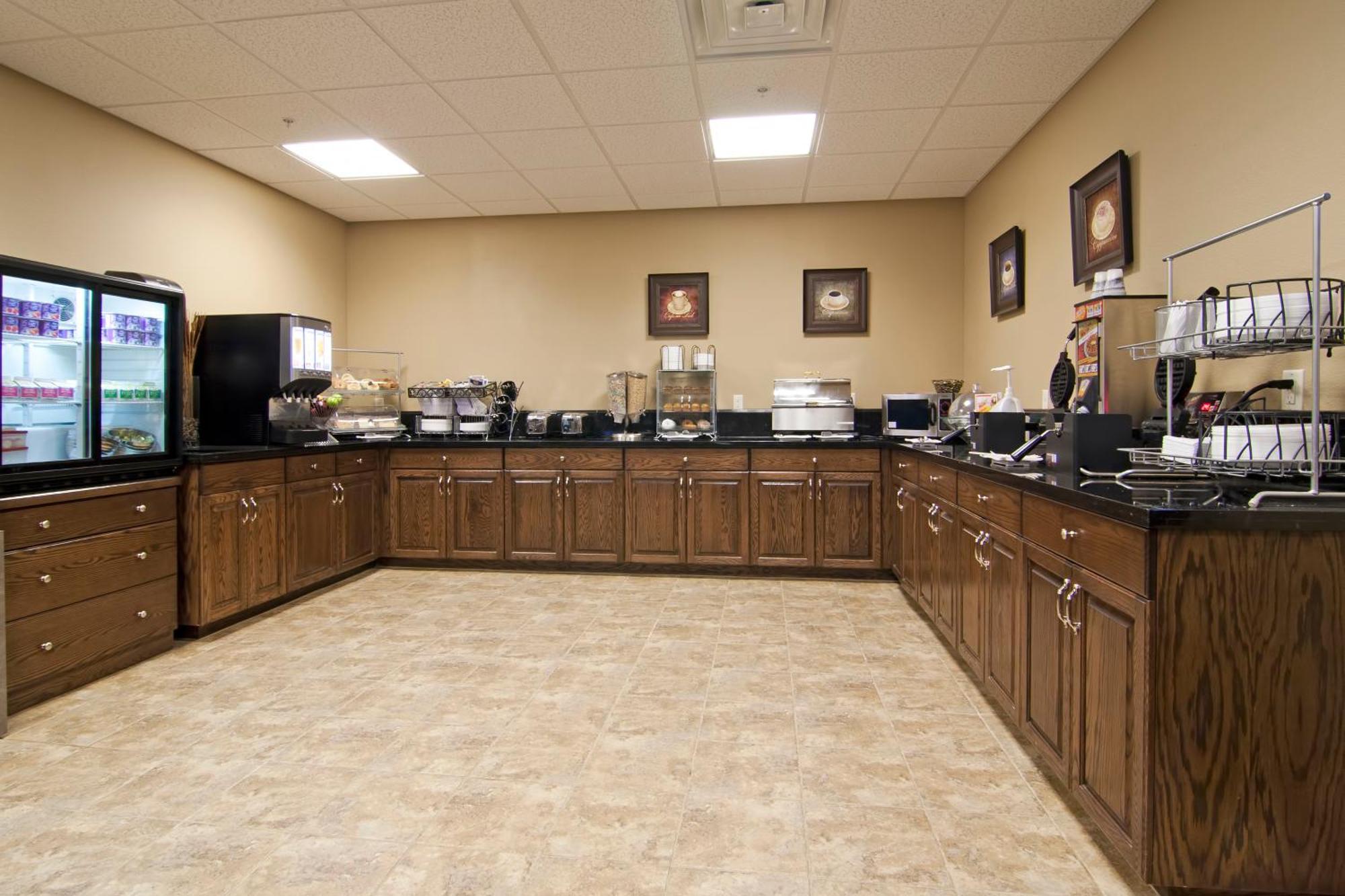 The Watford Watford City Exterior foto