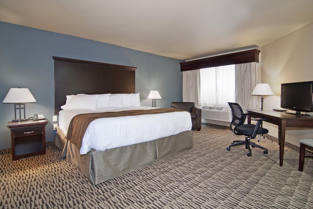 The Watford Watford City Exterior foto
